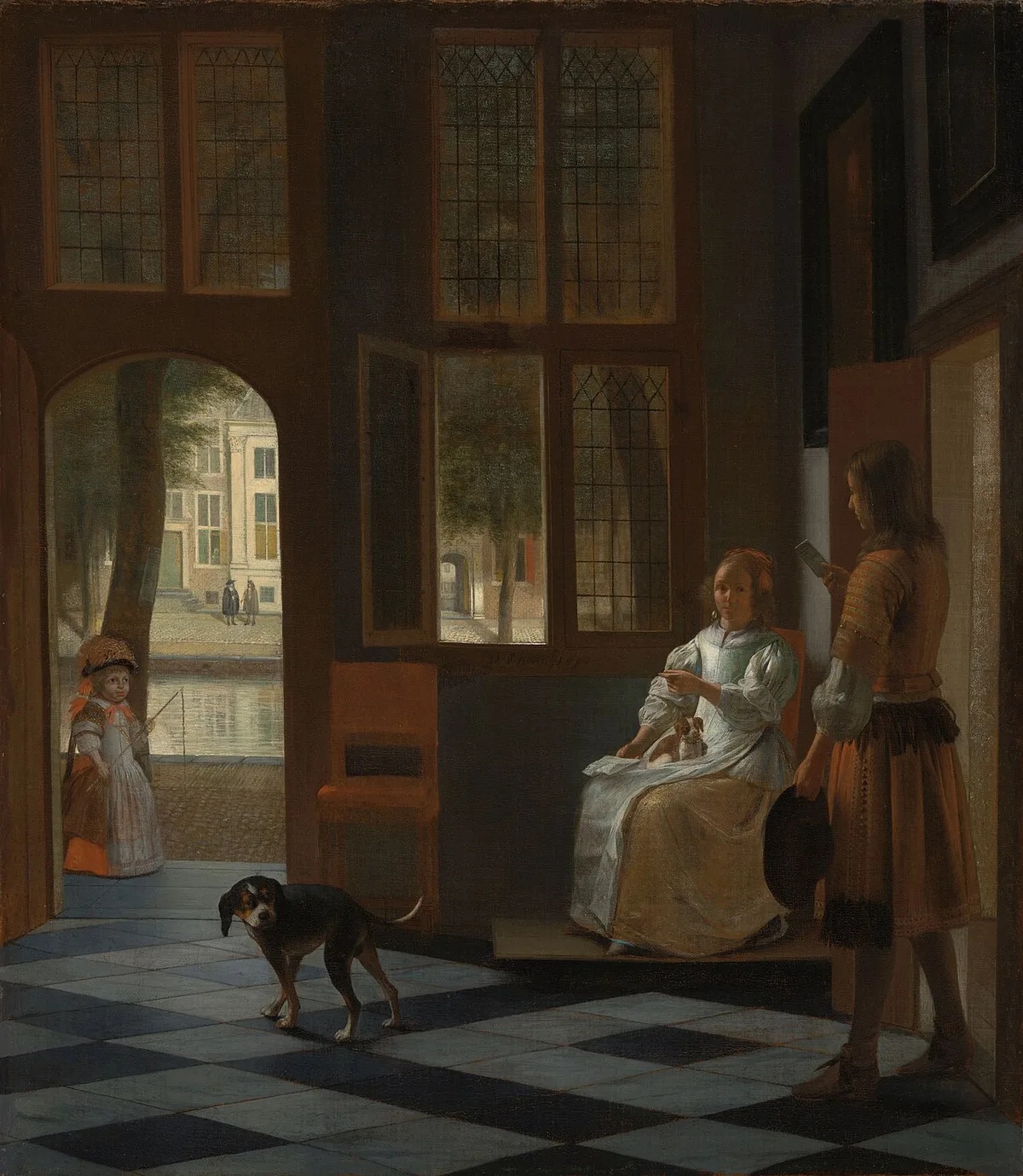 Zeventiende-eeuws schilderij van een Hollands voorhuis: een zittende vrouw met een brief, een meisje in de open deur naar de straat en een hond op de plavuizen.